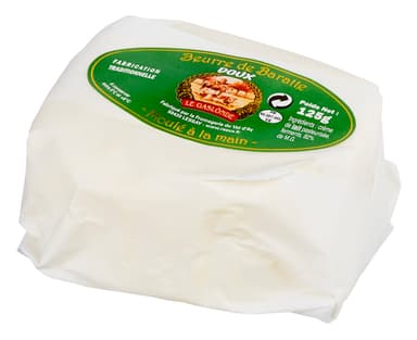 Butter from the Cotentin region,shaped by hand,80% fat,lightl.salt,125