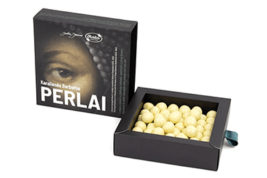 Hazelnuts with white chocolate QUEEN BARBORA'S PEARLS 150g