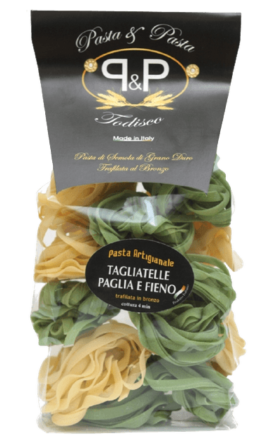 Tagliatelle pasta with spinach