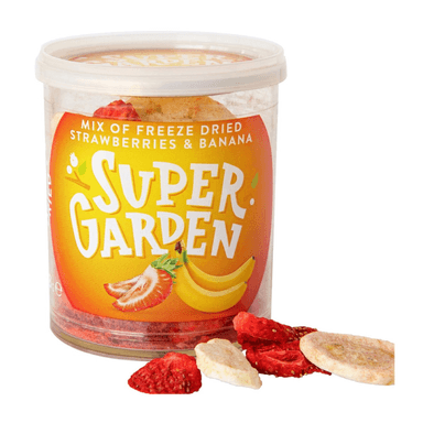 Freeze-dried strawberries and bananas