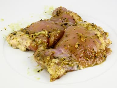 Broilerių šlaunelių mėsos kepsniai laukinio česnako marinate MAP dėžutėje, ~3kg