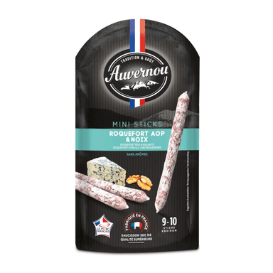 Mini pork sausages with Roquefort cheese and walnuts