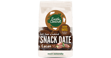 Dates coated with cocoa