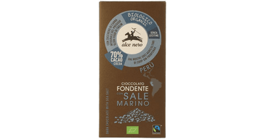 Organic 70% dark chocolate with sea salt
