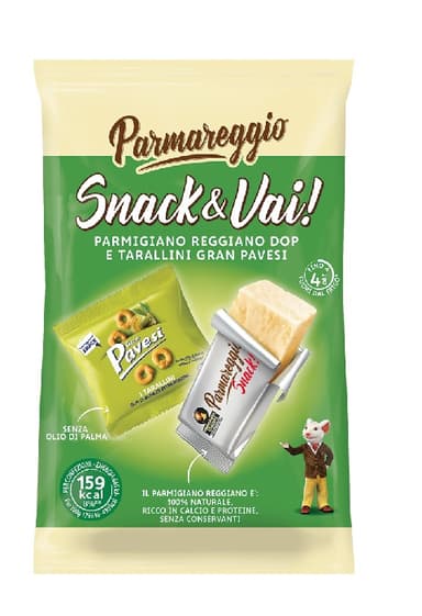 Hard PARMIGIANOcheese PARMIGIANO REGGIANO PDO (30% fat) and Tarallini biscuits snack, 37 g