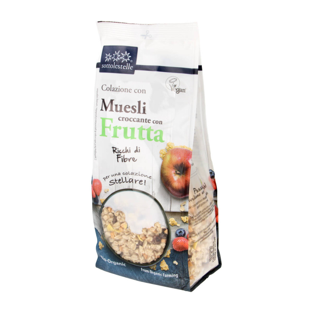 Crispy dry breakfast cereals with fruits, organic