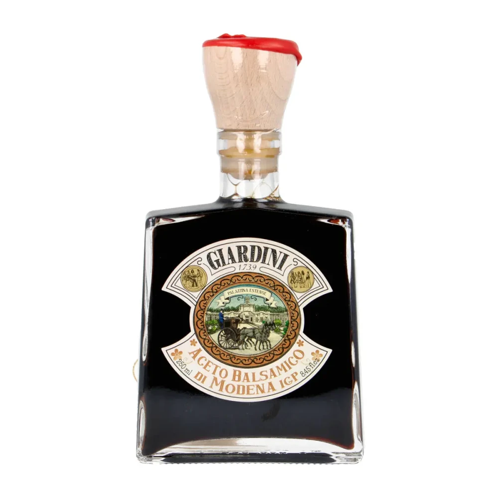 Modena balsamic vinegar IGP, aged 8 years.
