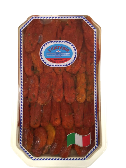 Sun-dried tomatoes in oil