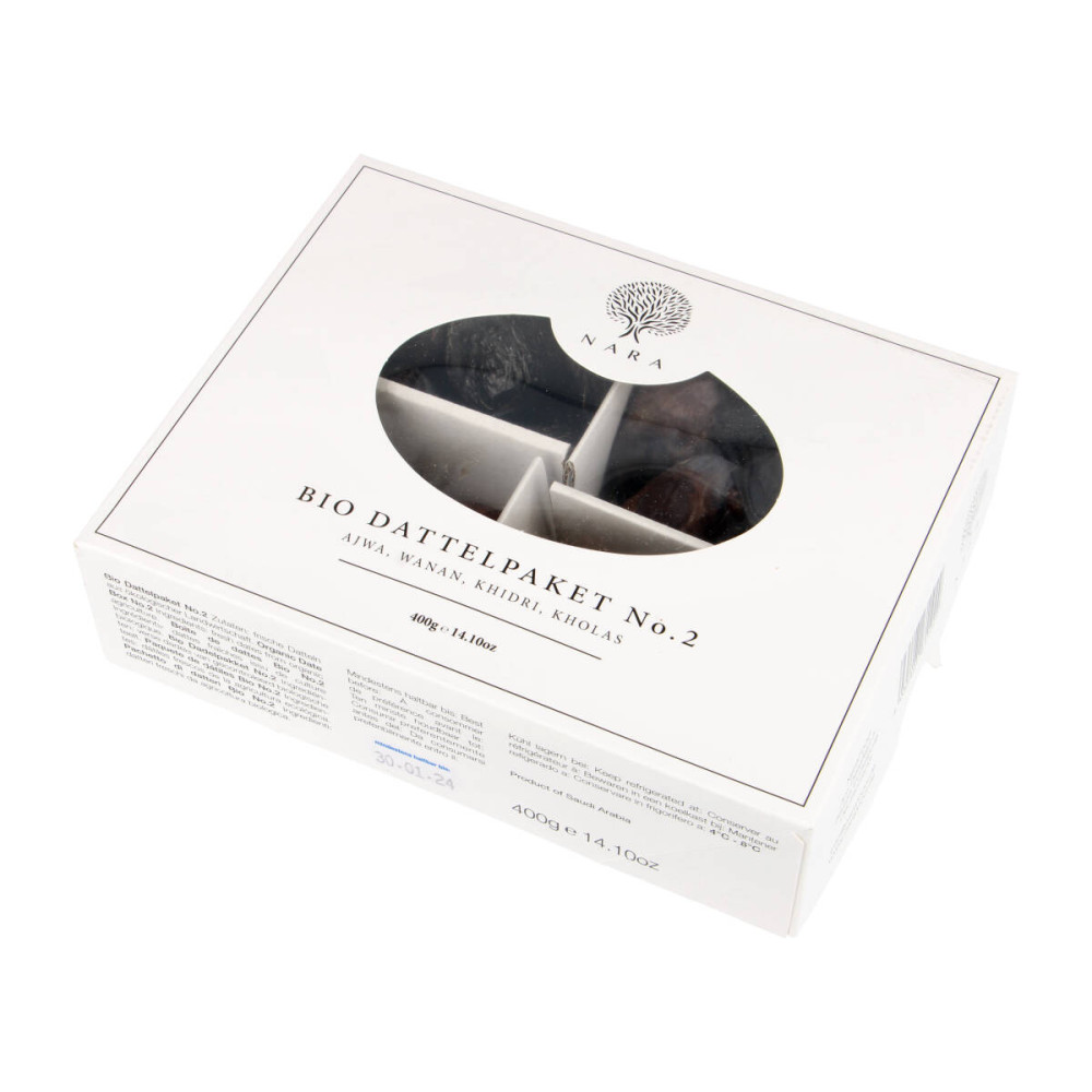 Fresh Dates Set No. 2, with pits, organic