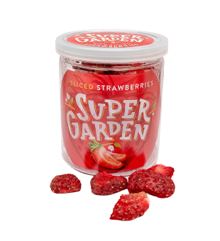 Freeze-dried strawberries in strips