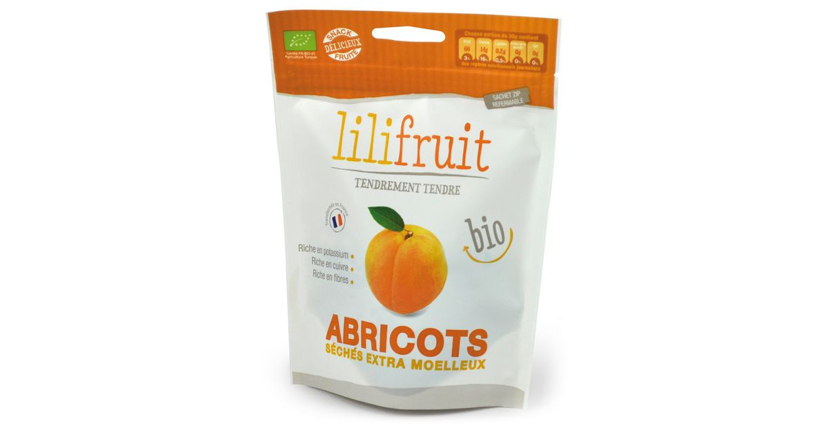 Soft rehydrated dried apricots, organic