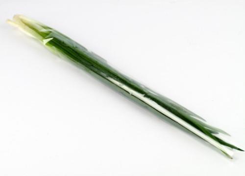 Spring onions, packed, 100 g