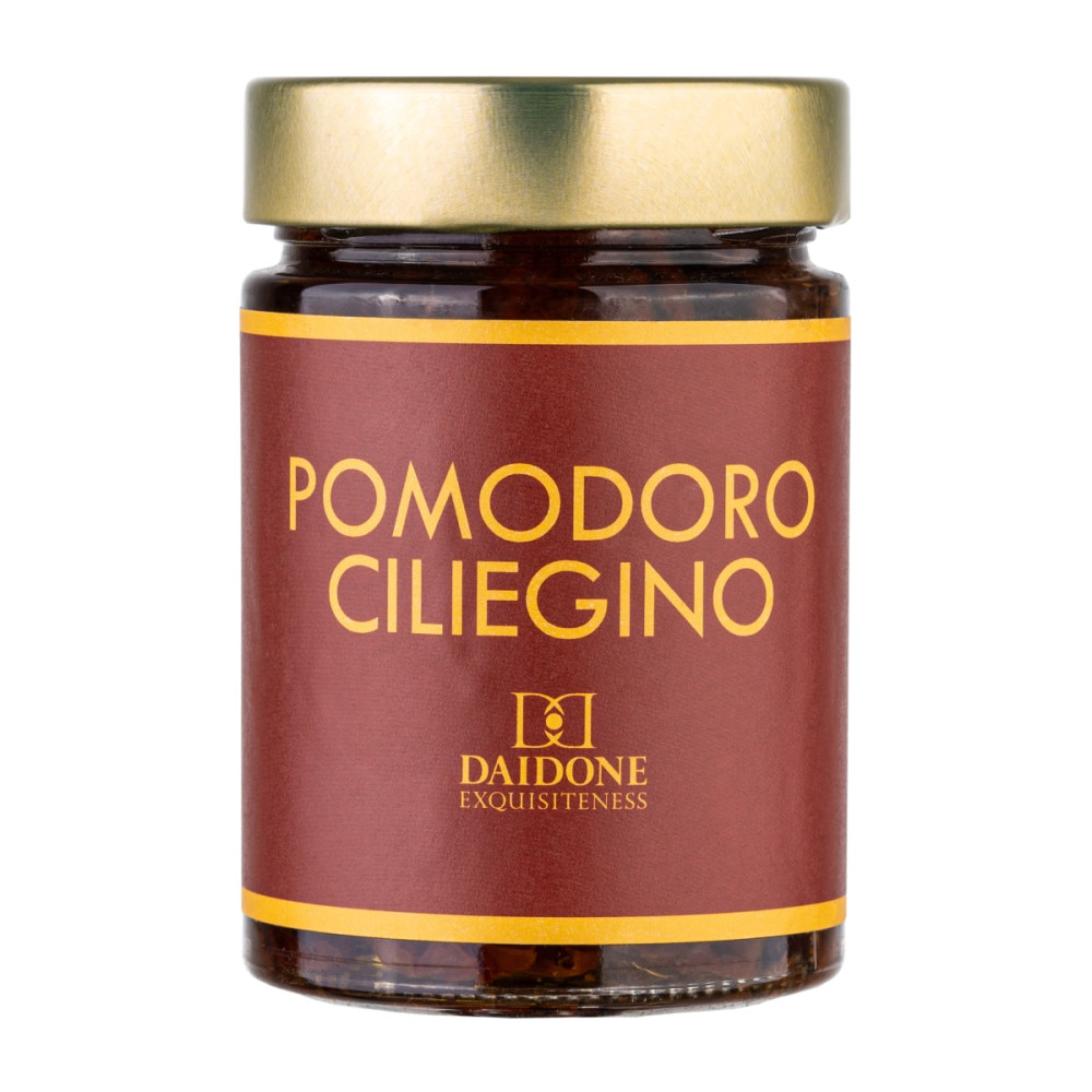 Sicilian dried cherry tomatoes in oil with spices